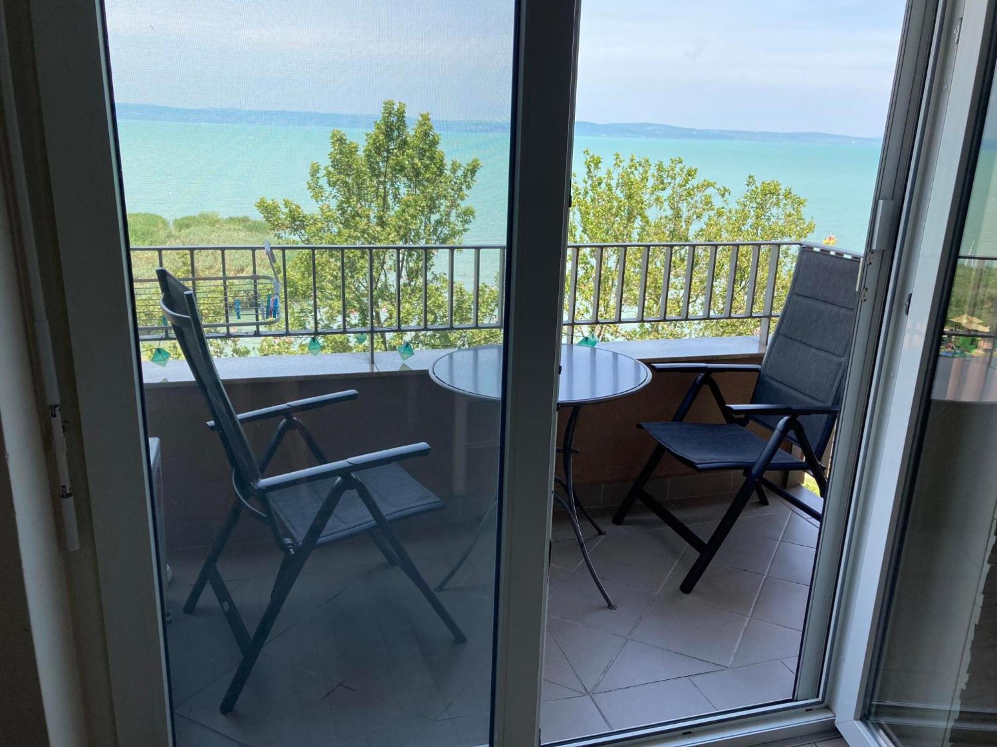 Panorama Gold Wellness Apartman Siófok Buitenkant foto