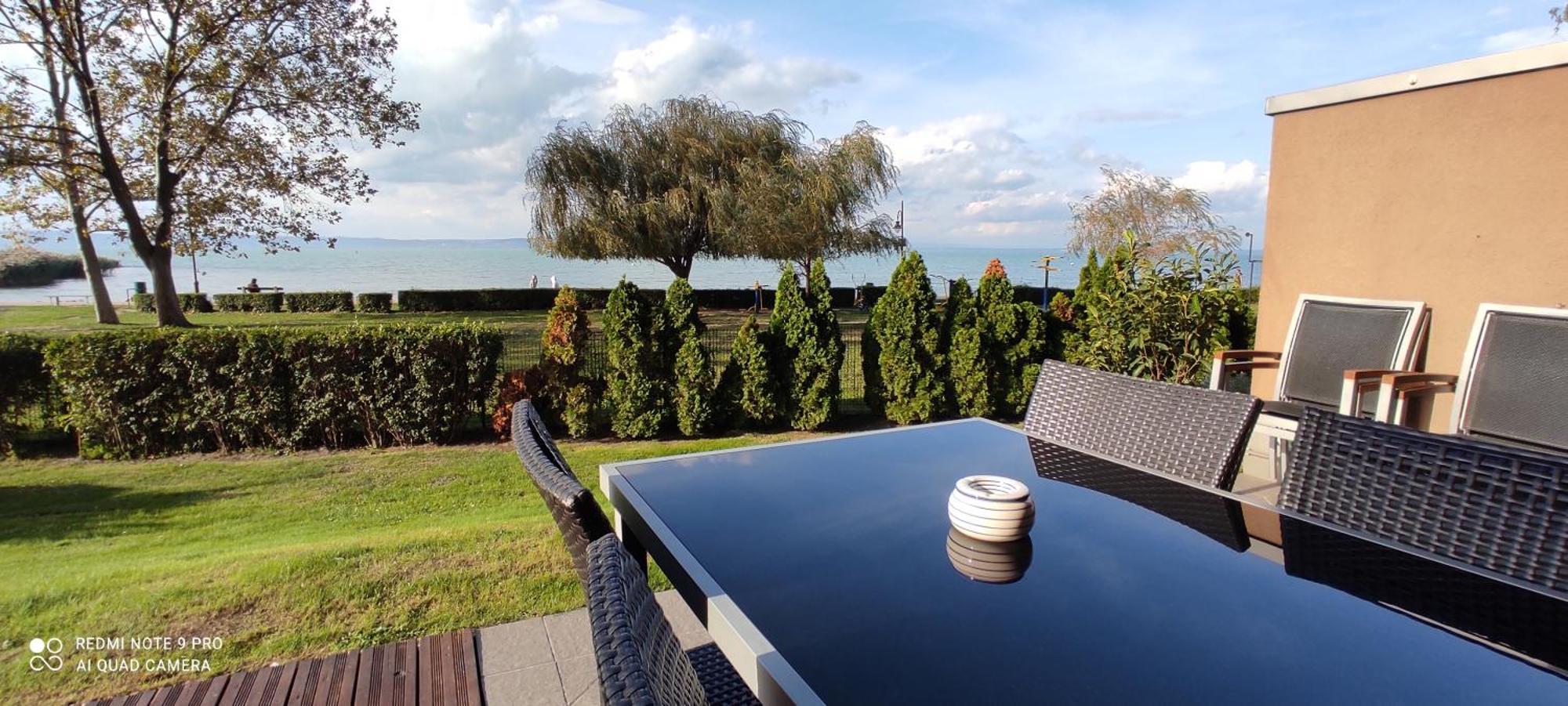 Panorama Gold Wellness Apartman Siófok Buitenkant foto